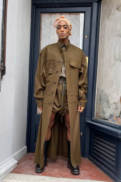 Look 7